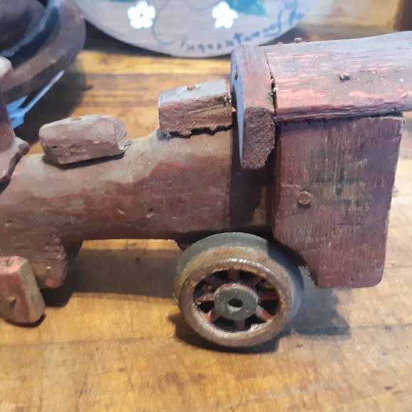 Vintage - Picture 1 of 4